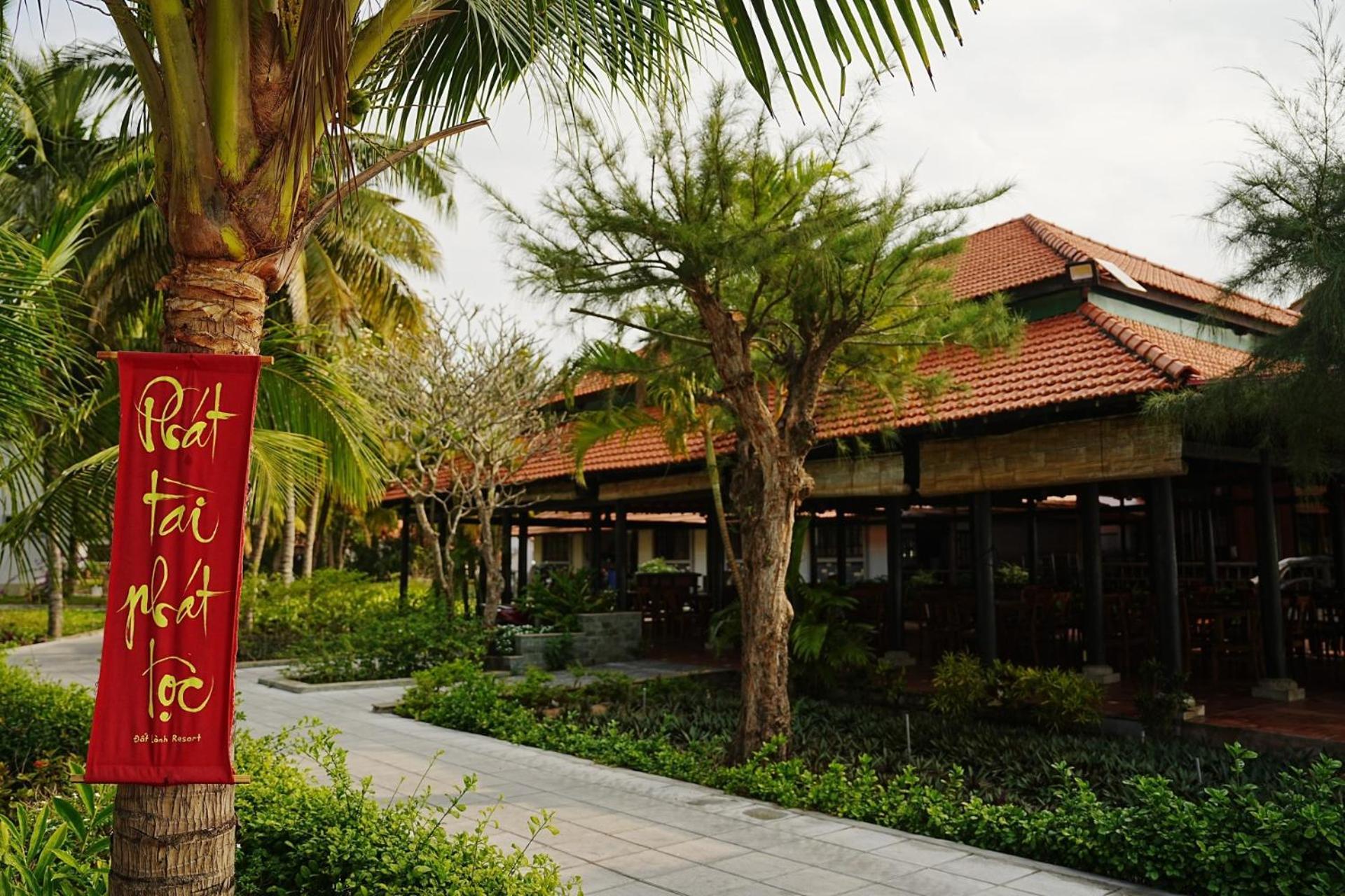 Dat Lanh Beach Resort La Gi Exterior photo