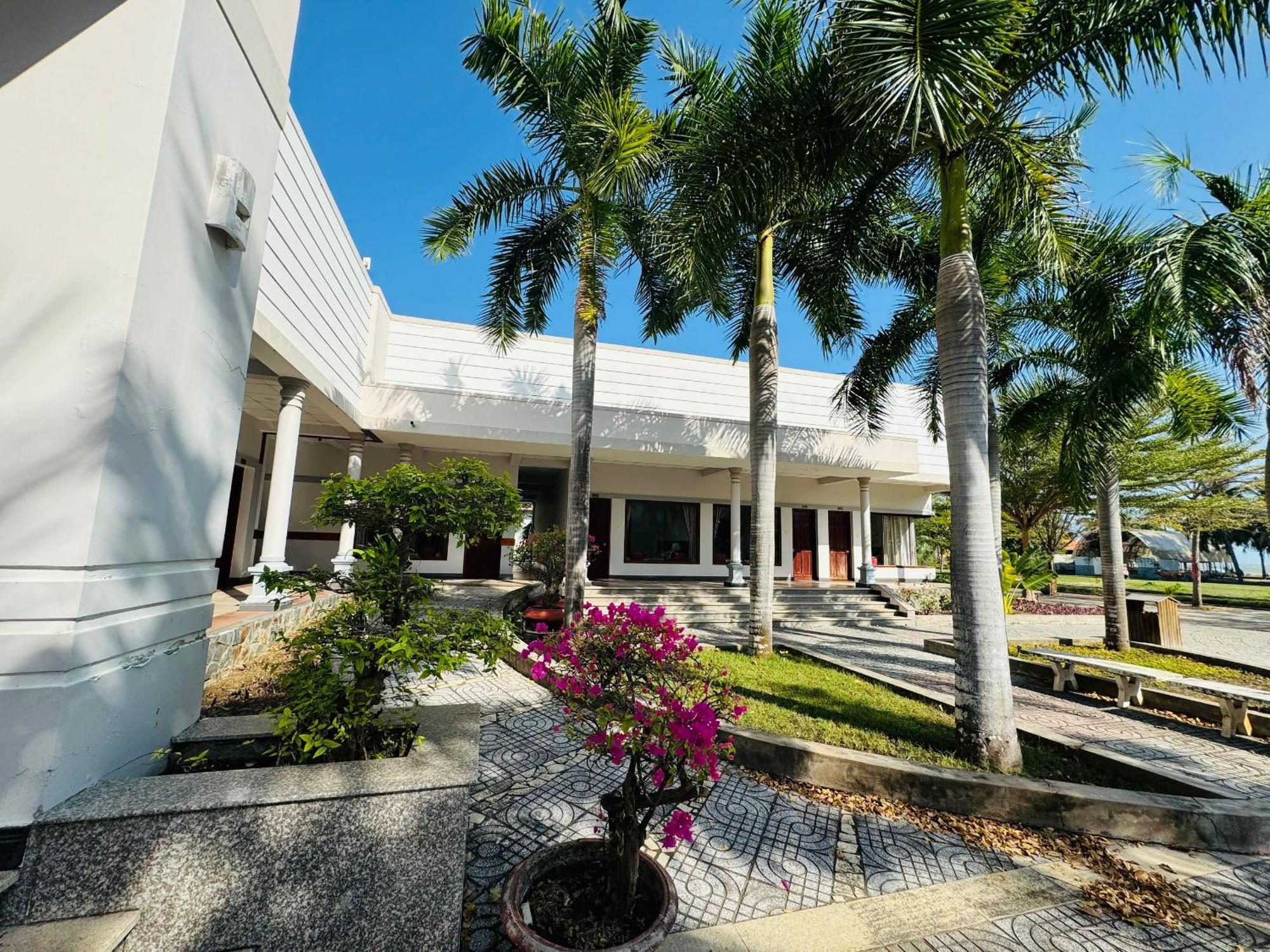 Dat Lanh Beach Resort La Gi Exterior photo